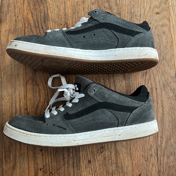Vans Other - Vans sneakers Size 11 Gray & White